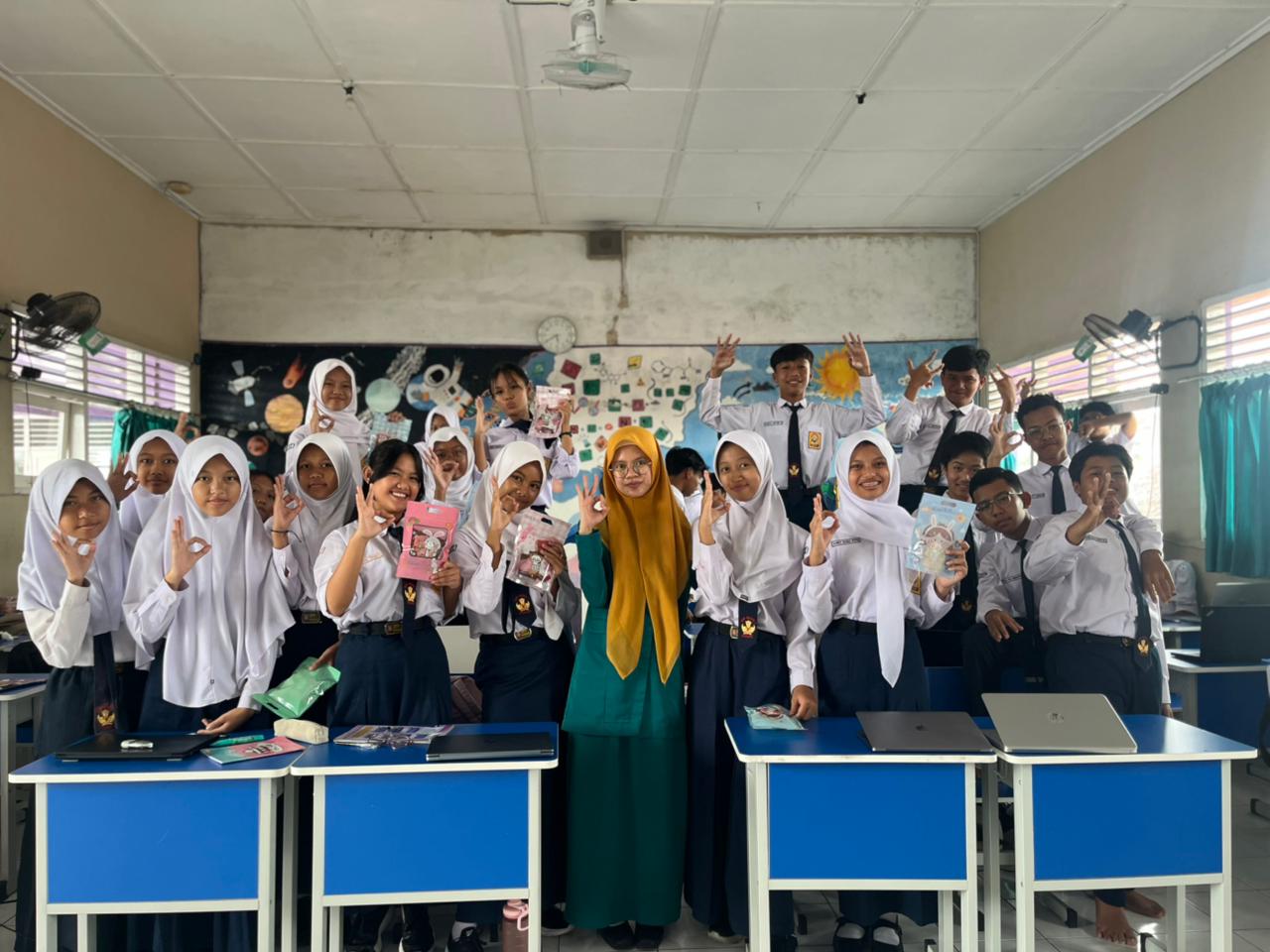 DIKELAS
